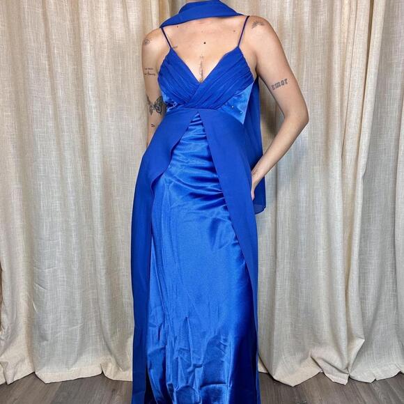princess polly baby blue dress Royal blue satin dress +scarf +hand glove + vintage brooch 💙🪞, ., ., .,  #foryouprincess #princessdress #royalbluedress #princesscore  #handmadewithlove #seamstress #seamstressonduty✂️ #explorereels